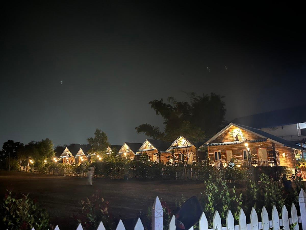 Chang's Resort & Restaurant – photo 1