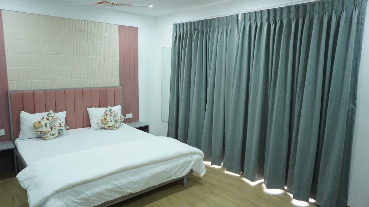 Taj Villas Lonavala - Twin 4BHK Villa | Warm Pool & Turf – photo 4