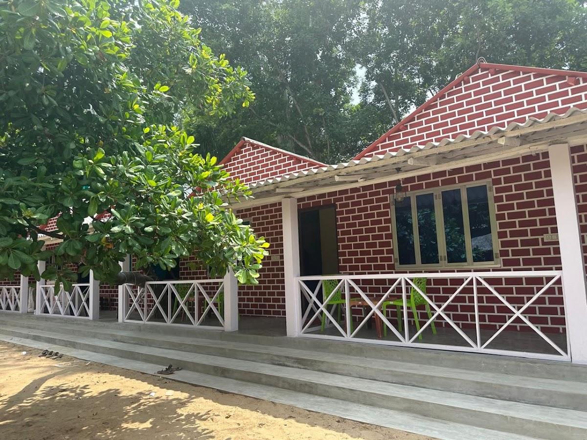 Ocean Breeze Retreat, Dublagadi