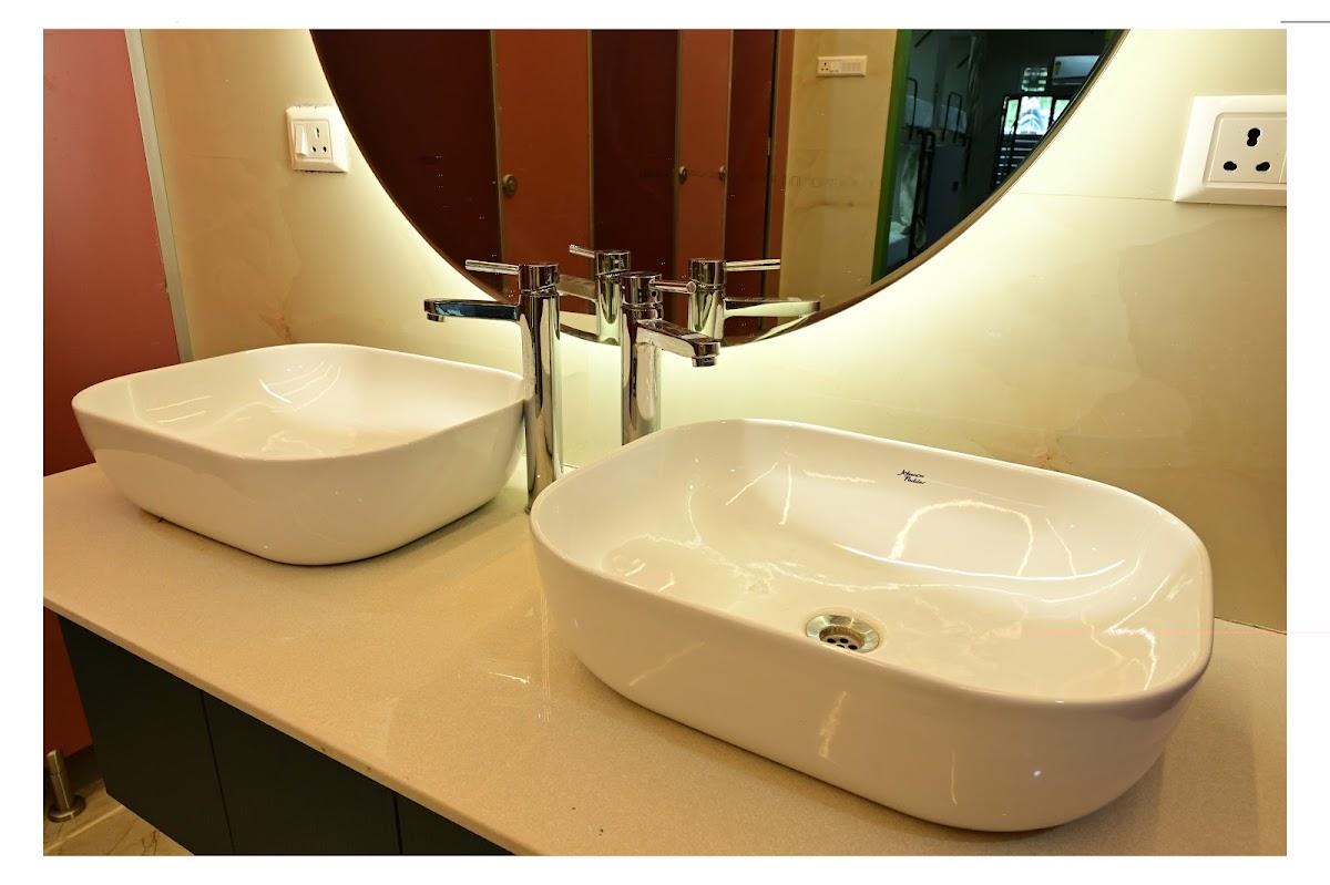HOTEL A PALACE – photo 1