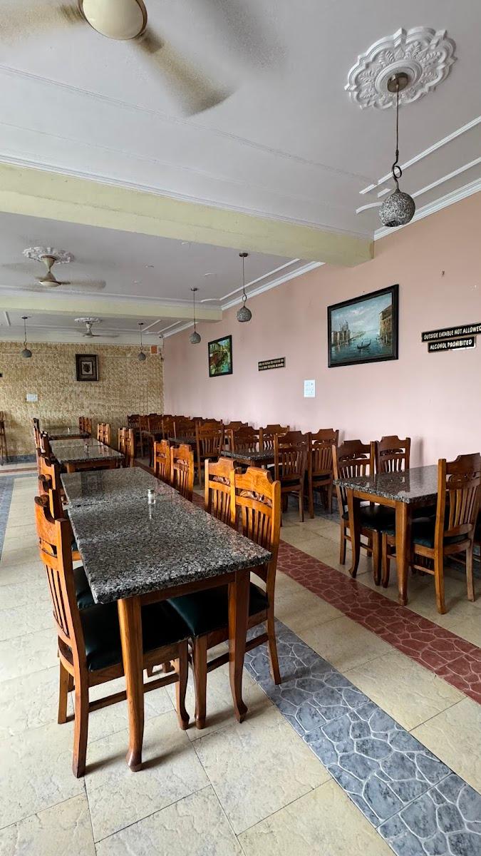 Blue Pine Resort – photo 2