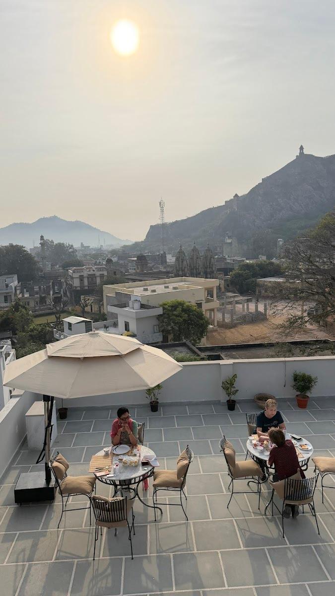 Shanti Vilas Hotel & Stays – photo 4