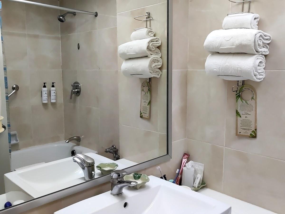 Ariston Hotel Bangkok – photo 1