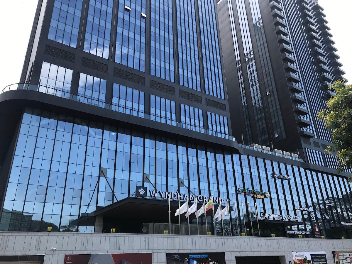 WYNDHAM GRAND YANGON Hotel