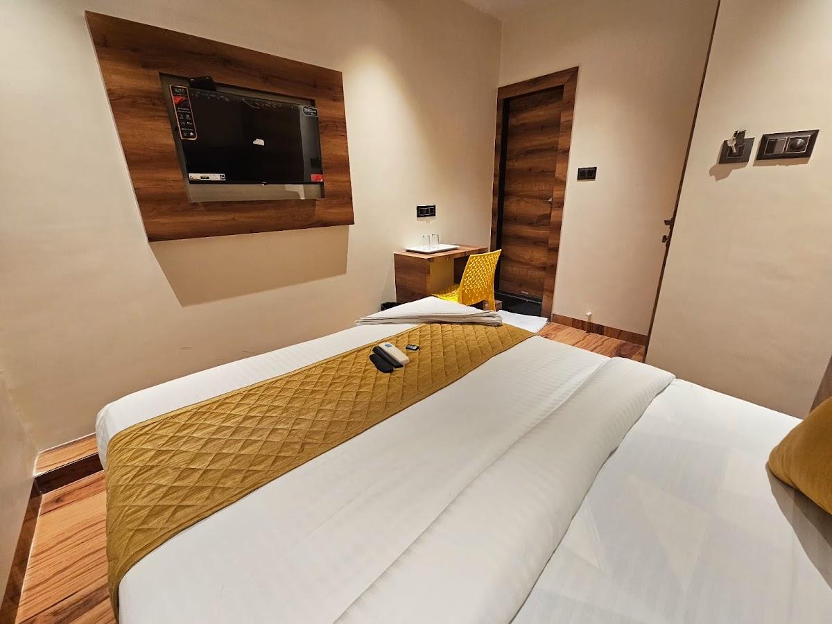 Hotel Imperial Suite – photo 4