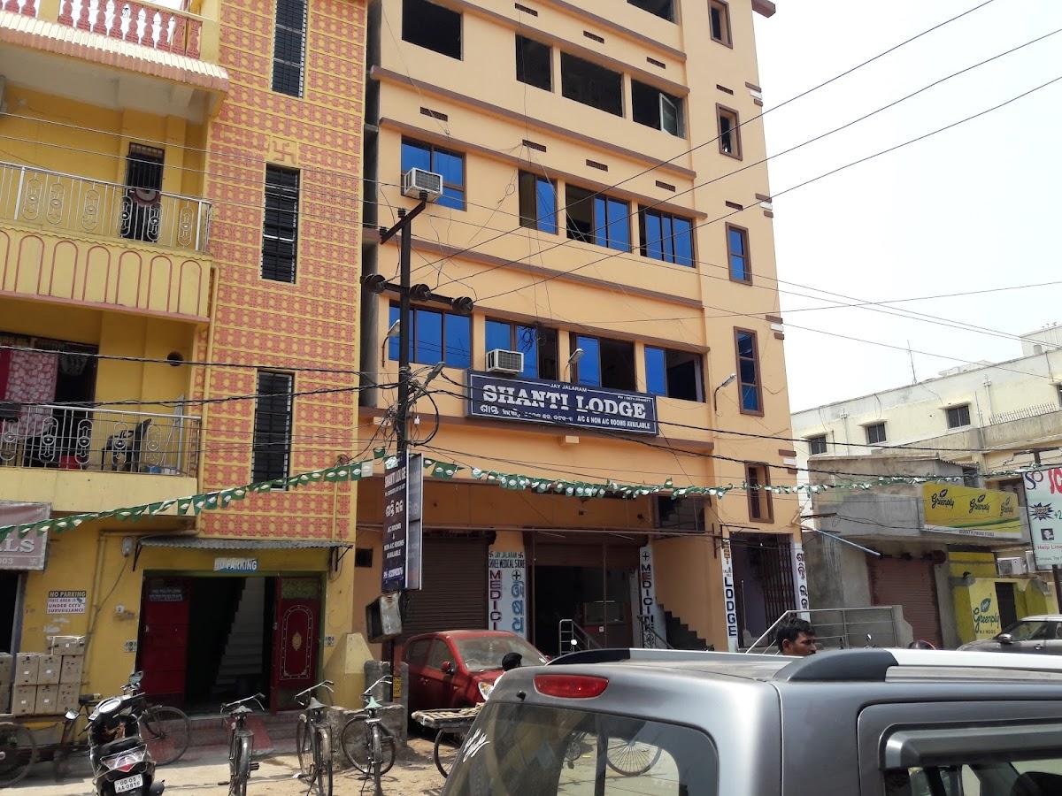 Swaraj Hotel and Lodge – photo 3