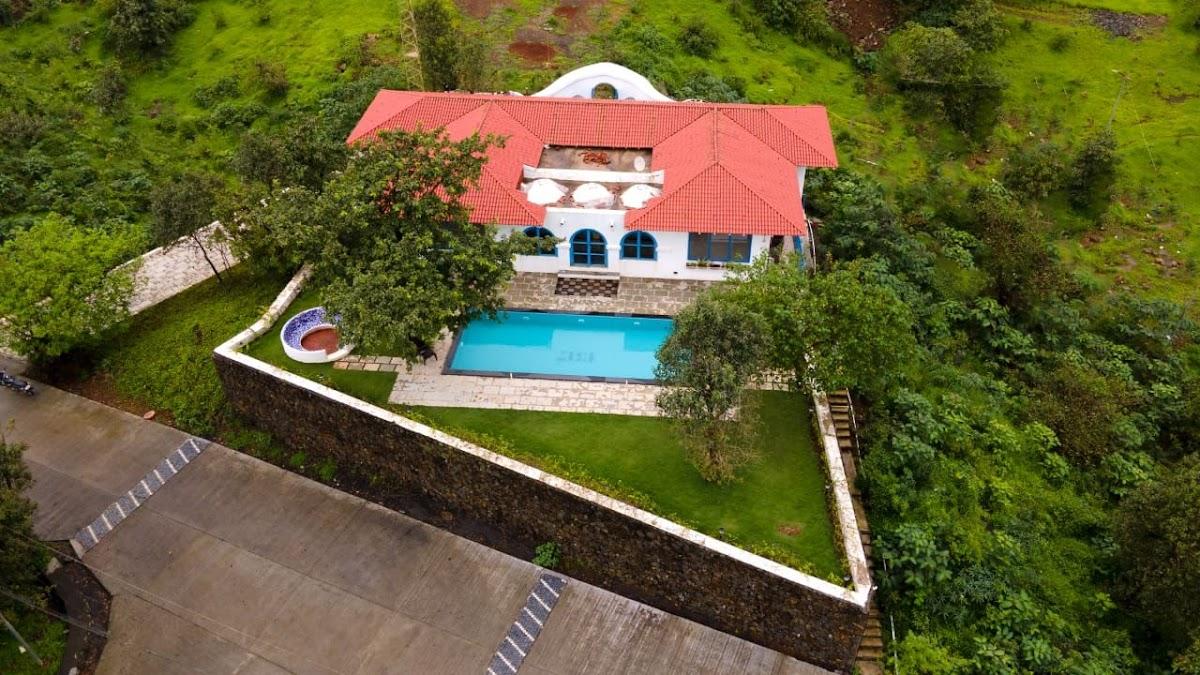 1517 Greek House By Kaz Stays | 3 BHK Villa in Igatpuri for Rent – photo 2