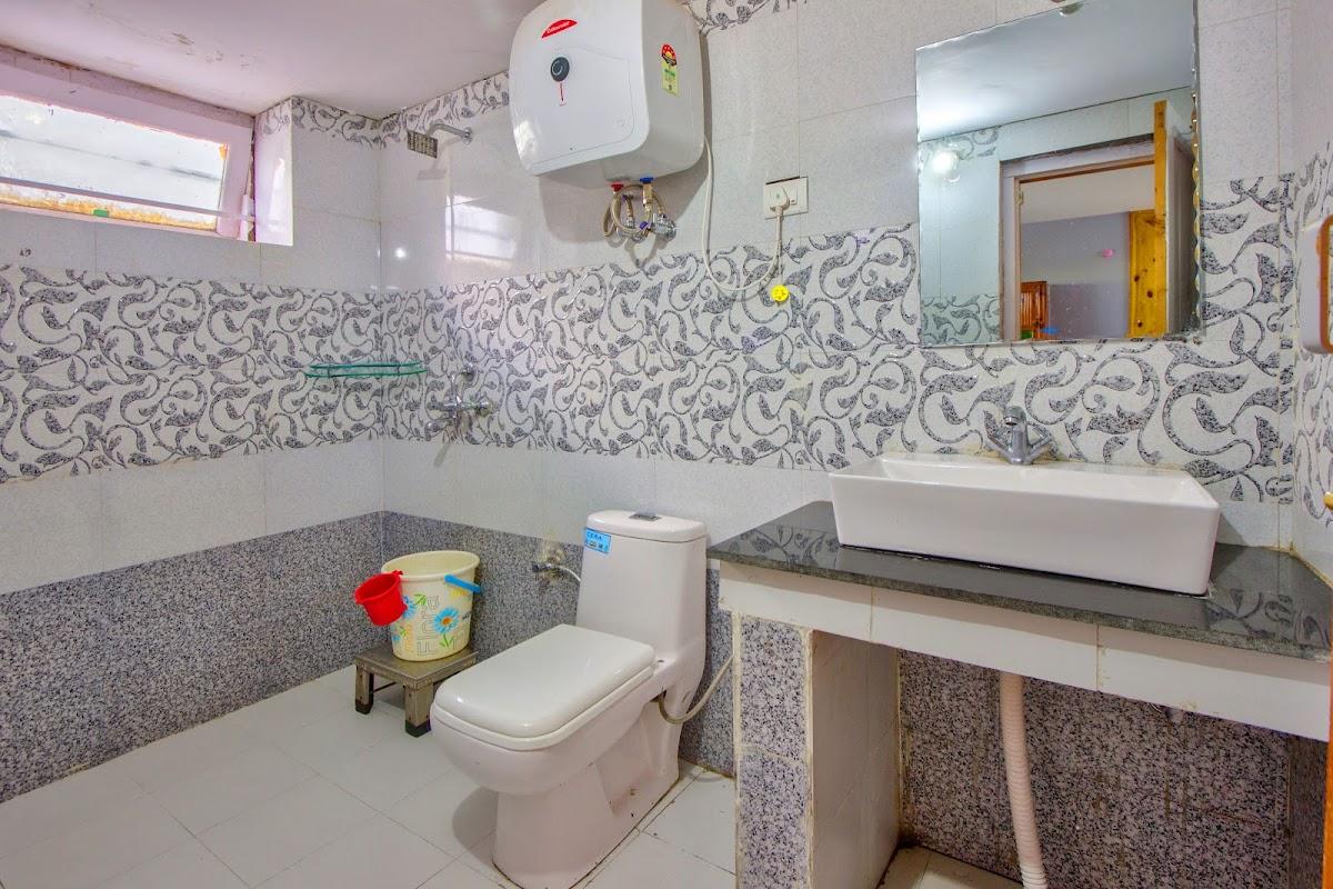 Hotel Rajhans Manali – photo 3