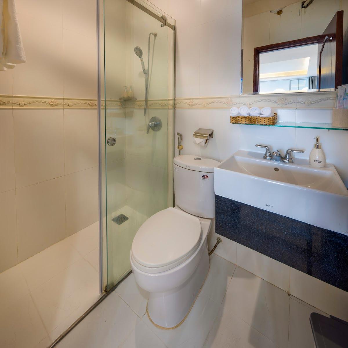 Diamond Crown Hotel – photo 4