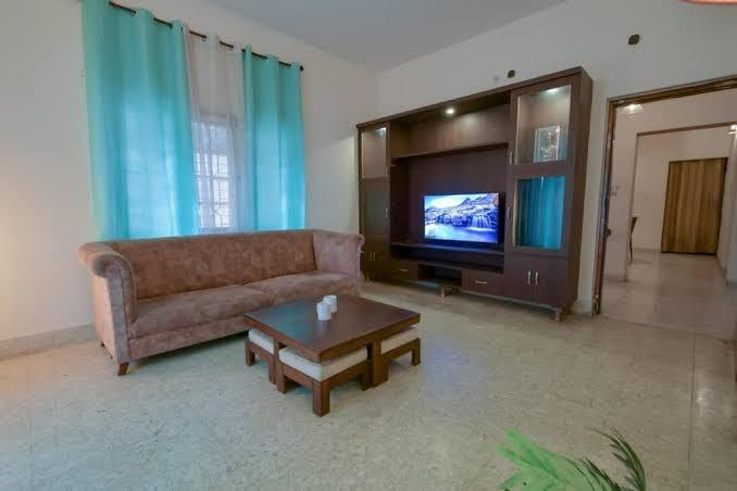 HomeSlice Nazaara, HomeStay in BTM - Double Room with Private Bathroom – photo 1