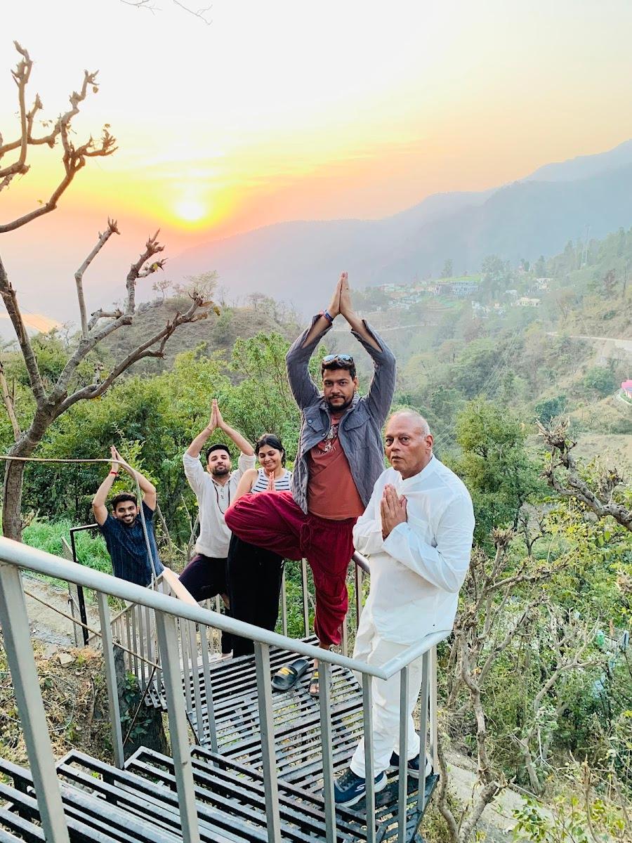Roots & Peaks - Luxury Yoga Retreat & Boutique Hotel in Rishikesh – photo 3