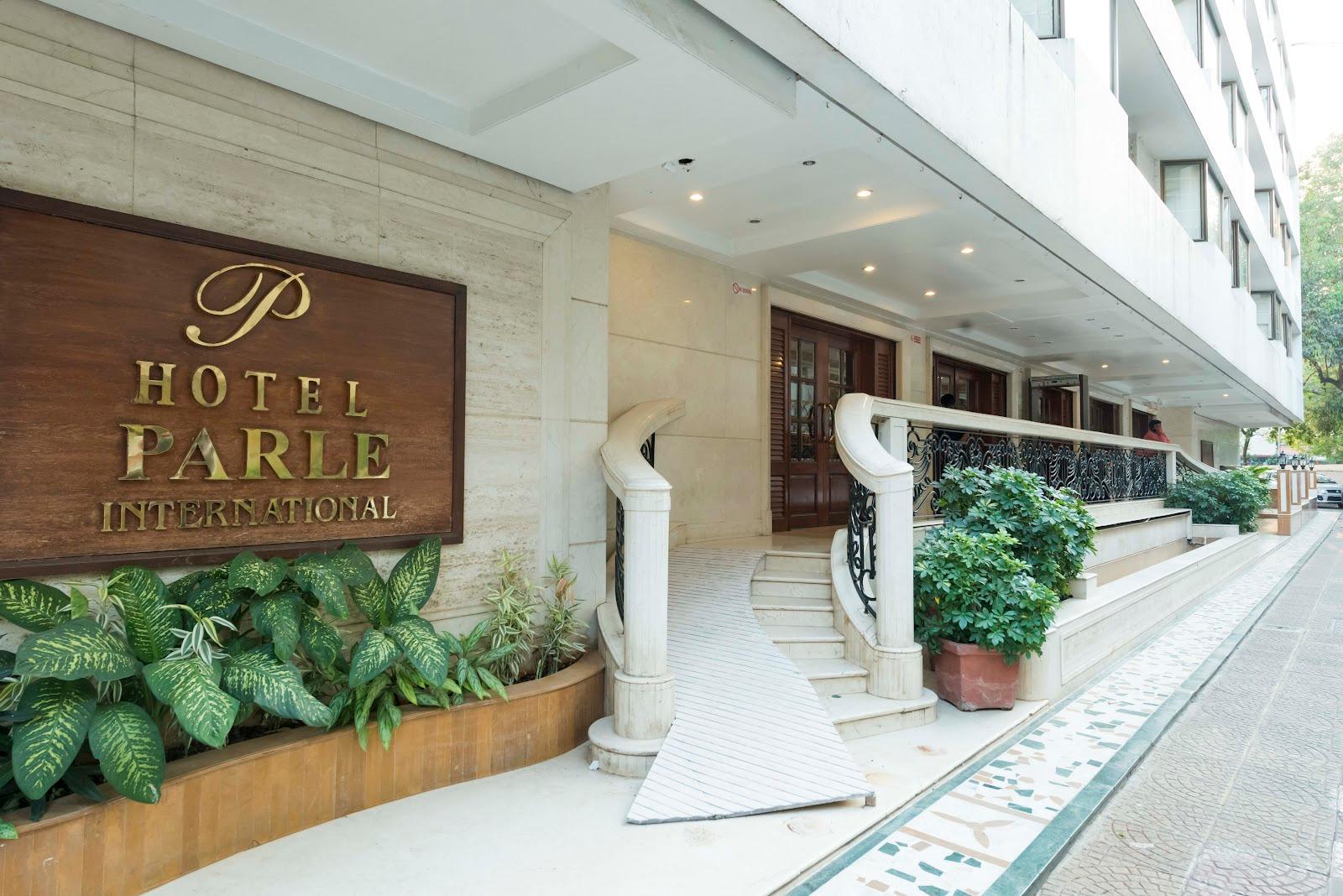 Hotel Parle International – photo 1