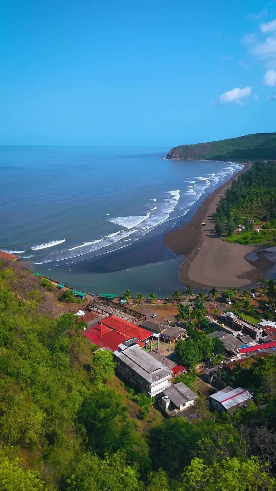 Sea touch beach resort Harihareshver (ISO 9001 Certified)) – photo 2