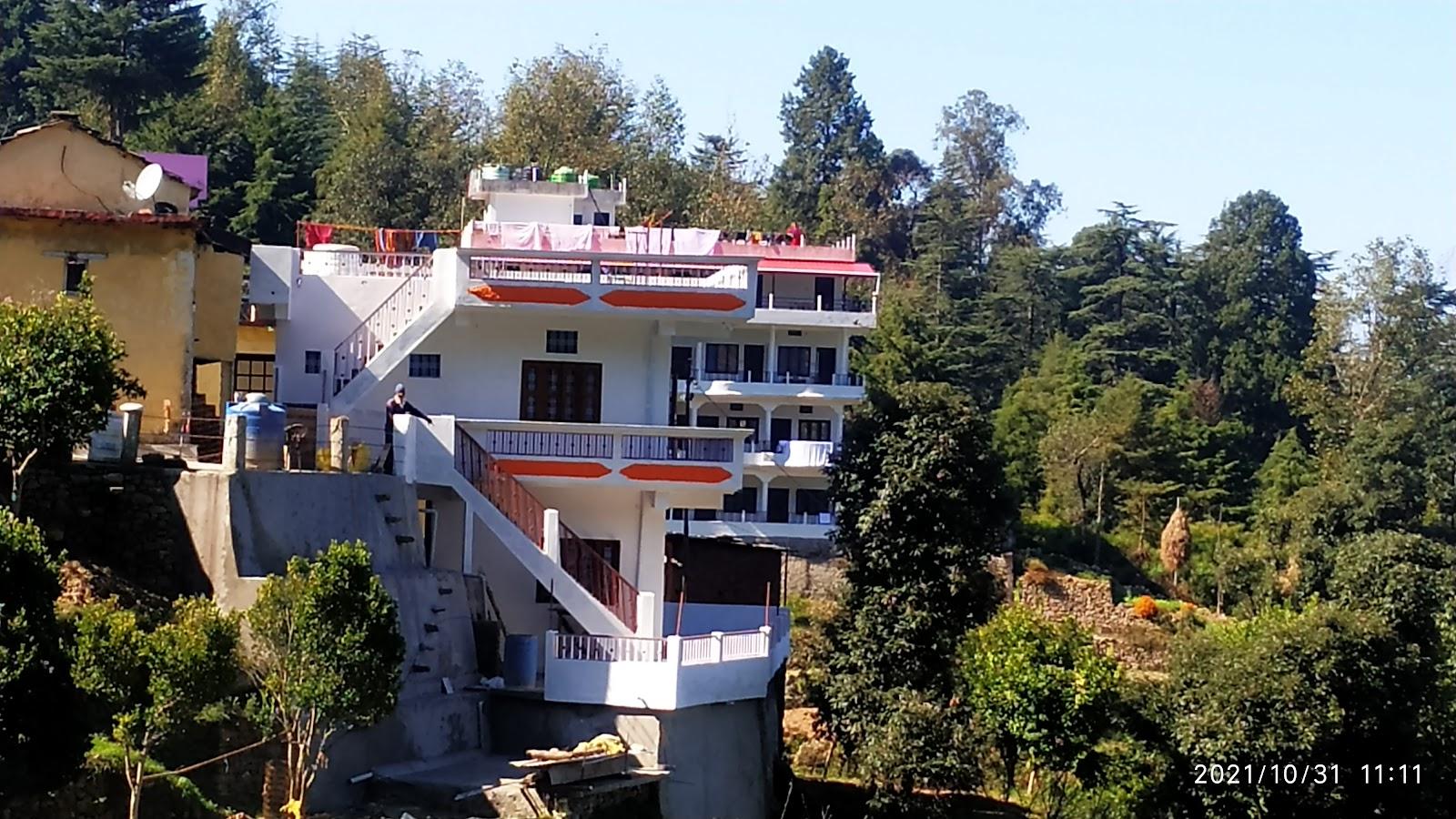 Khirsu homestay – photo 1