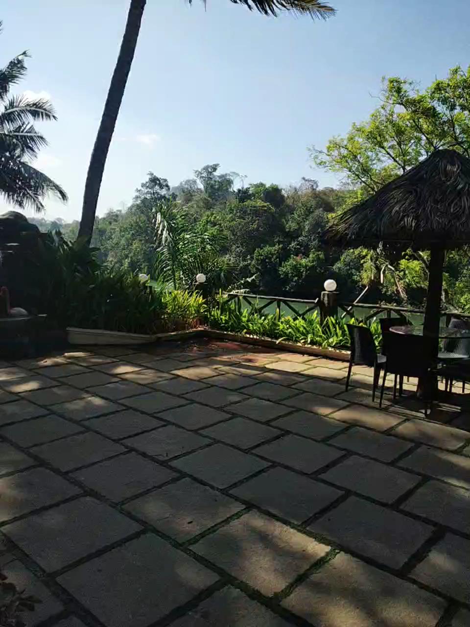 Hormuz Inn – photo 2