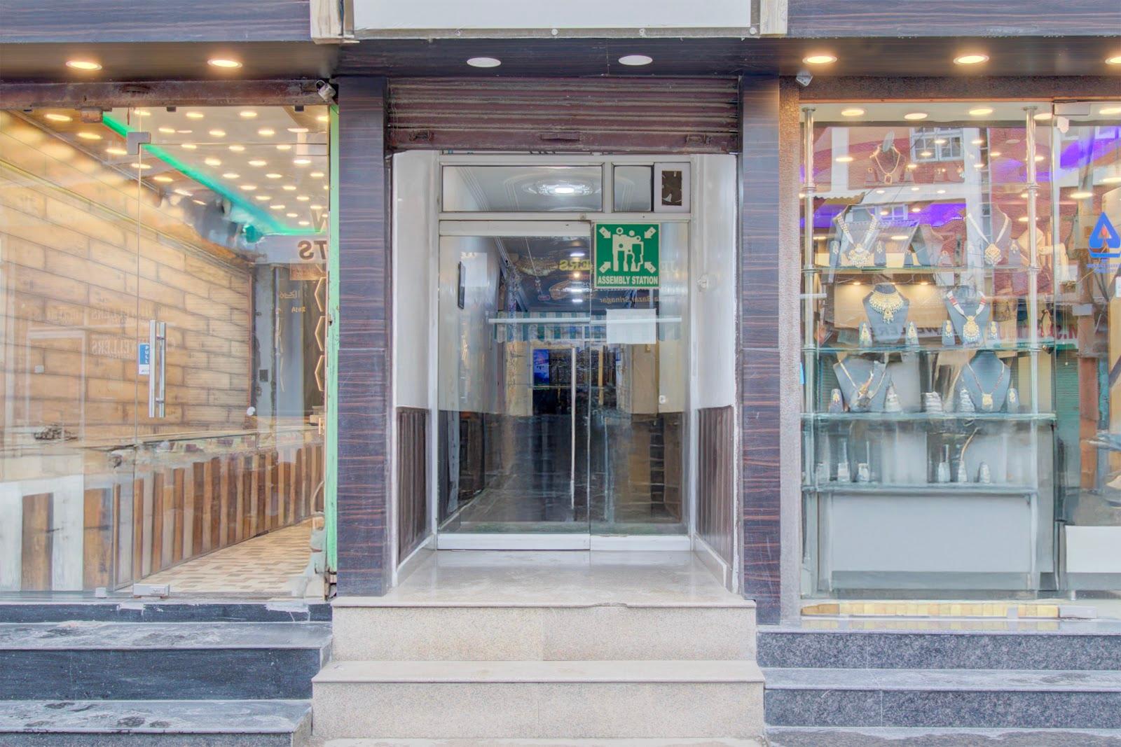 Super Hotel O by OYO Hari Singh High Street Formerly City Star – photo 4