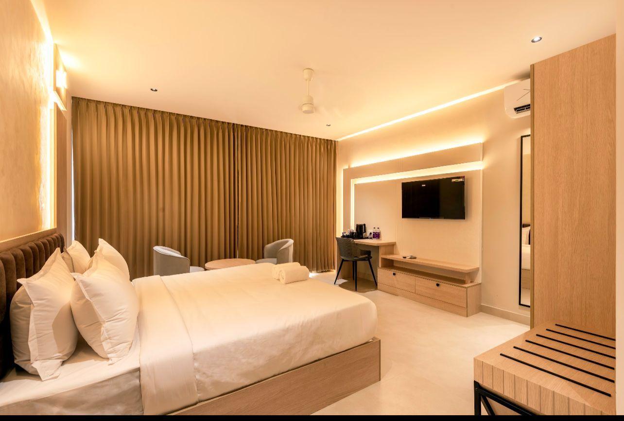 The Continental Suites – photo 3