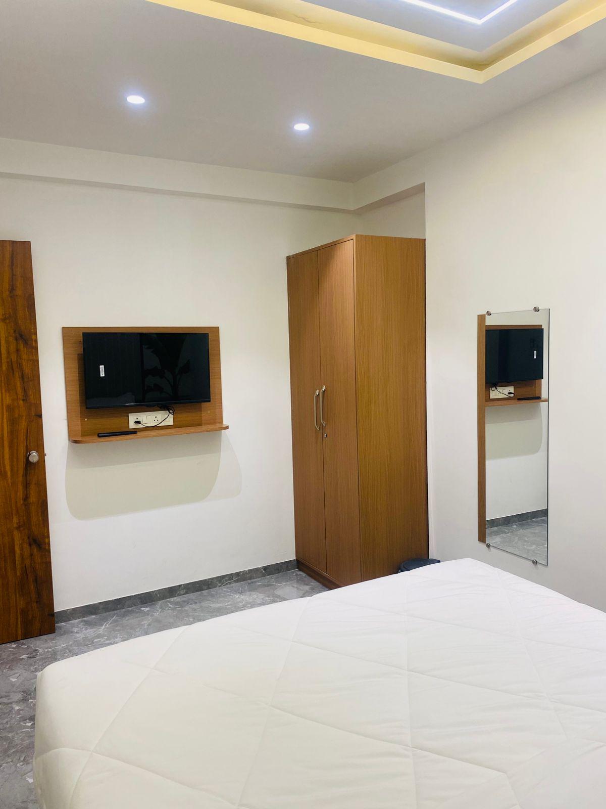 HOTEL MIGHTER CREST – photo 3