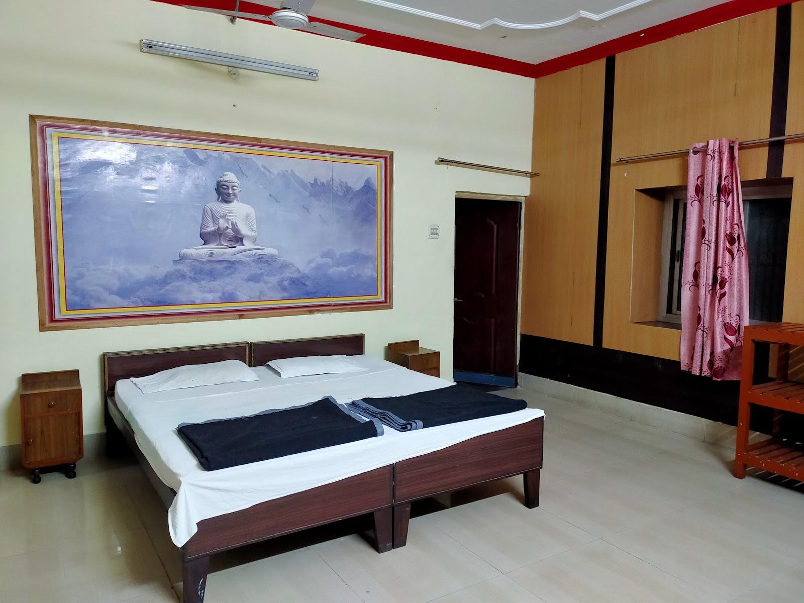Retiring Room - Virangana Lakshmibai Jhansi Railway station – photo 2