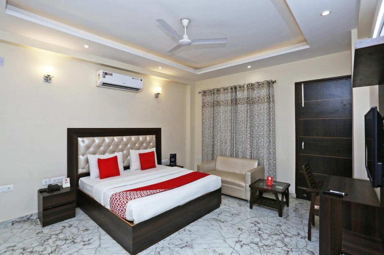 Hotel Mavens White - Near Artemis Hospital – photo 2
