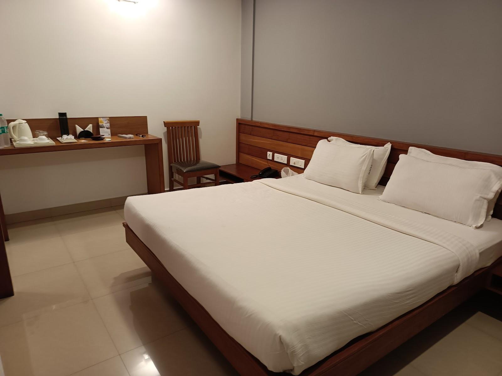 Hotel B K M International – photo 3