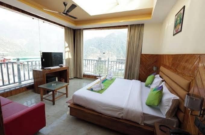 Hotel S C Residency – photo 4