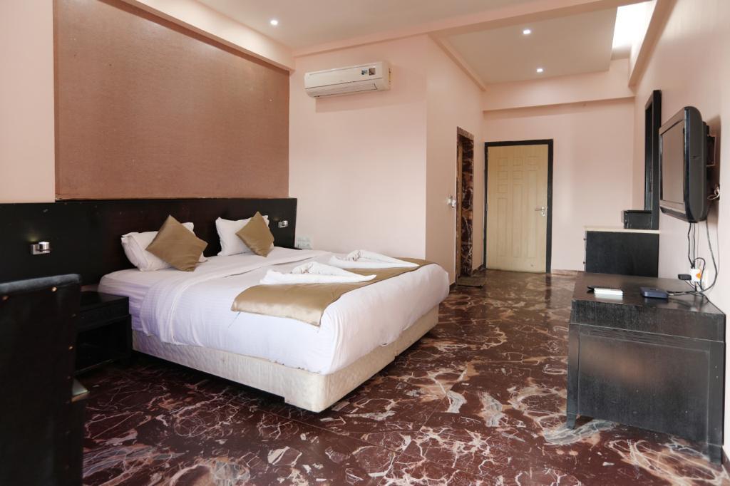 Hotel Aristro Lonavala – photo 3
