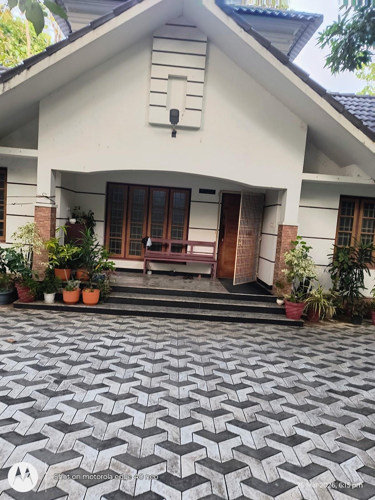 Jeena Hotel – photo 2