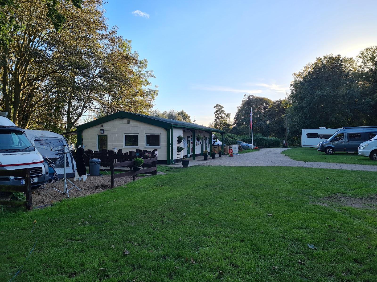Norwich Camping and Caravanning Club Site – photo 4