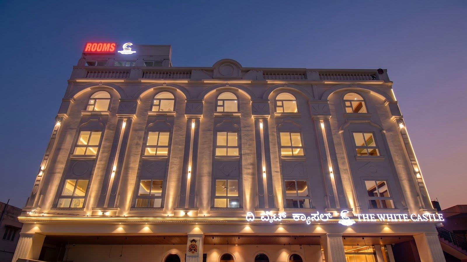 The White Castle Hotel – photo 1