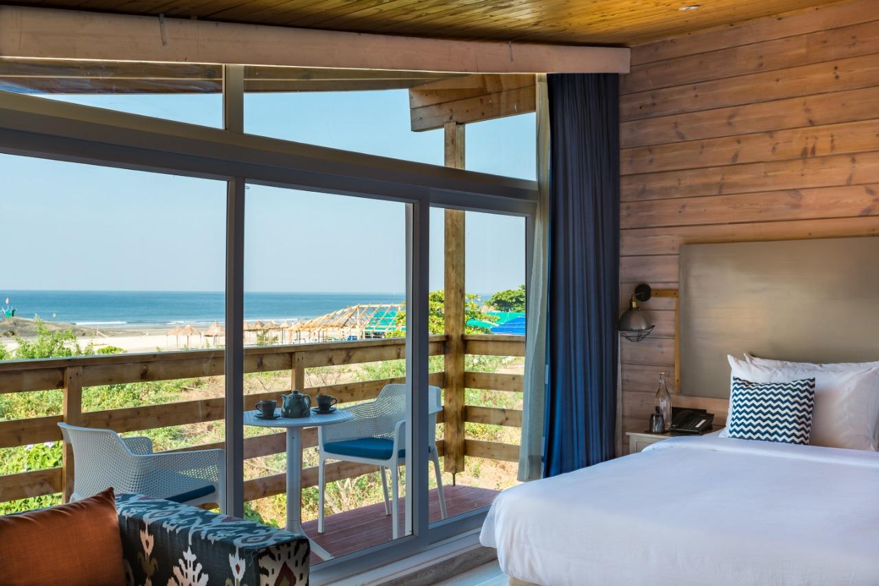 Living Room Beach Resort, Morjim – photo 4