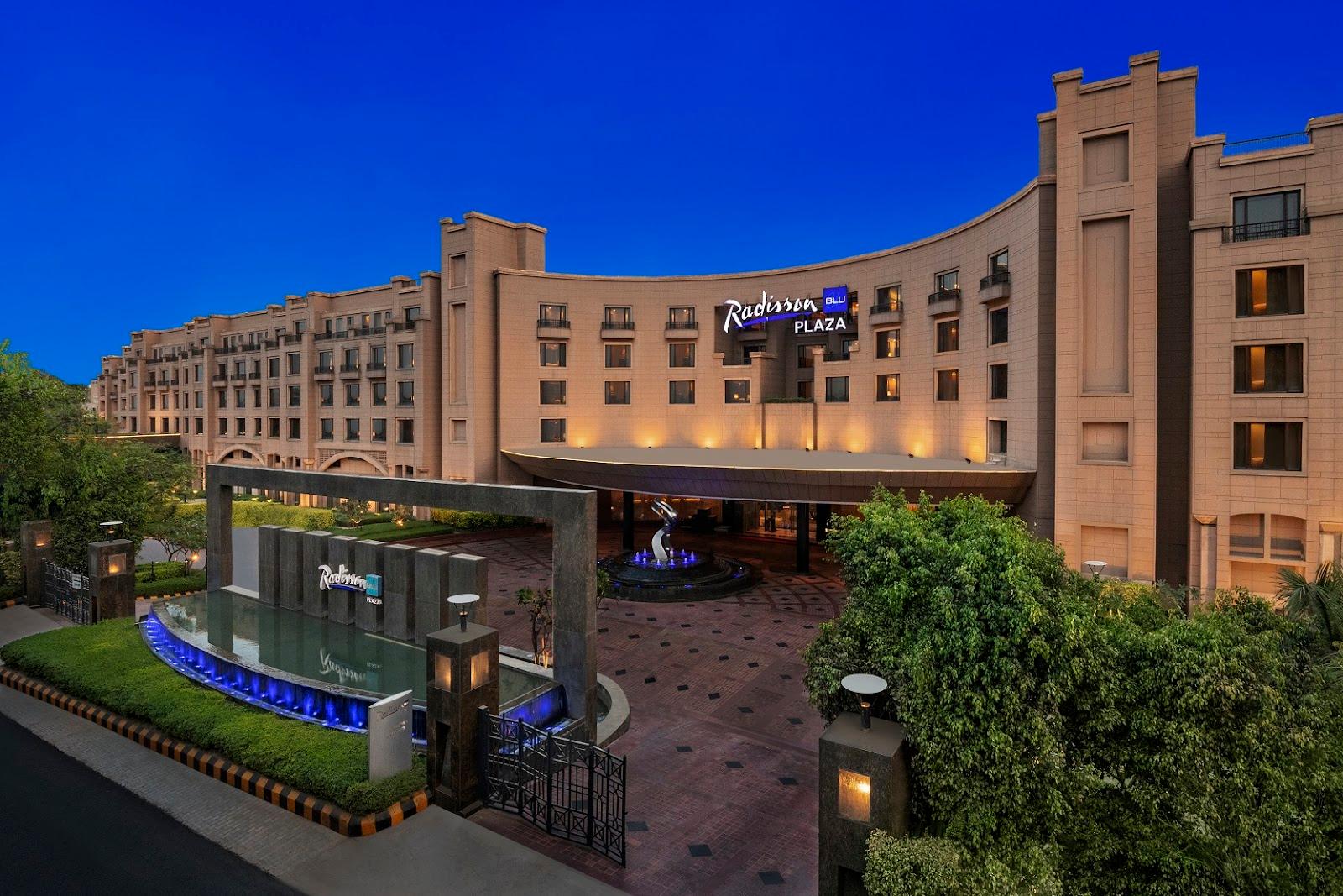 Radisson Blu Plaza Hotel, Delhi Airport – photo 1