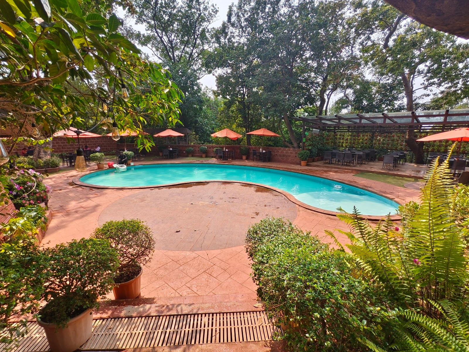 Westend Hotel Matheran – photo 4