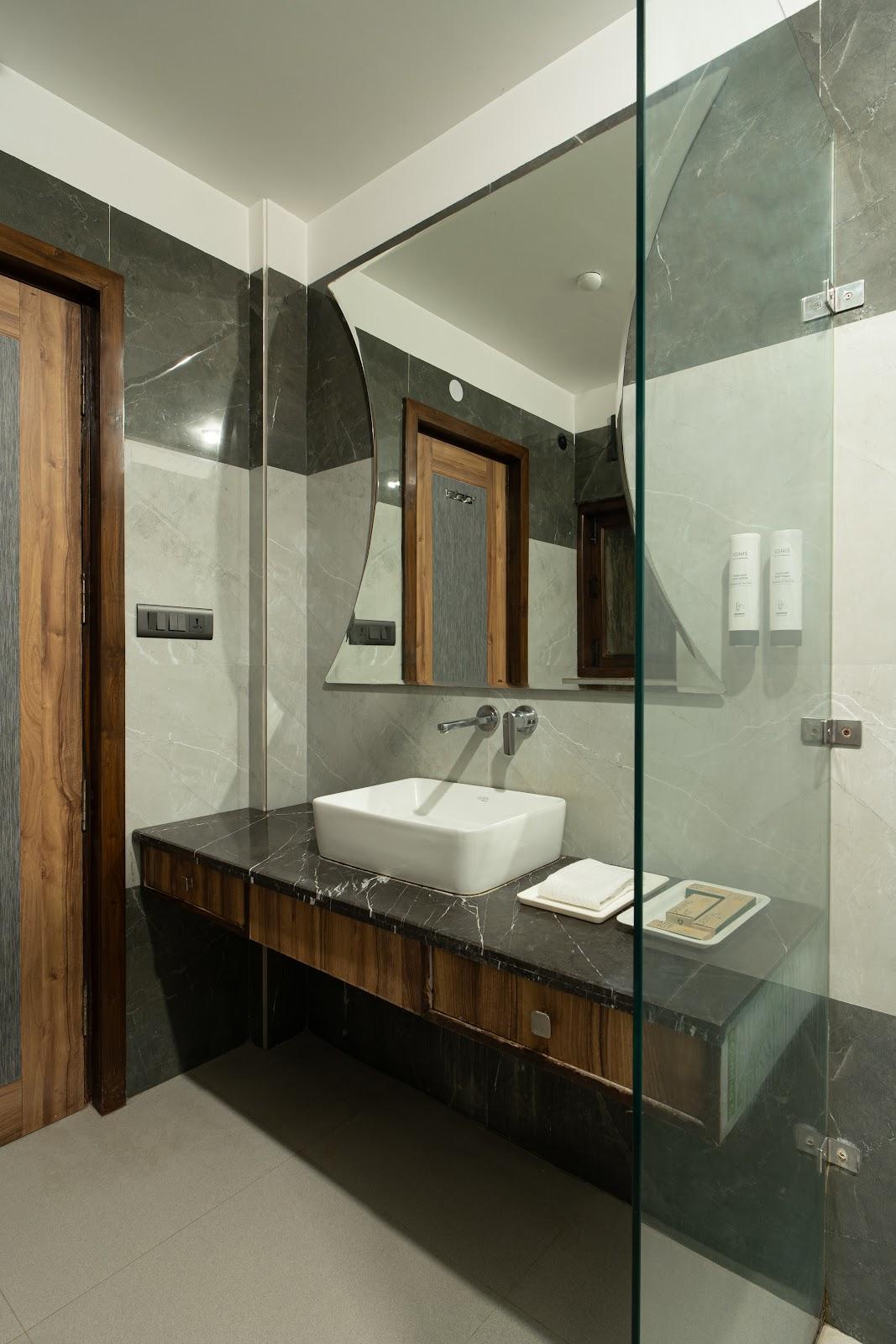 Hotel Sunstar Grand – photo 4