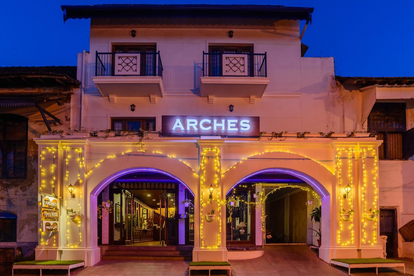 Hotel Arches – photo 1