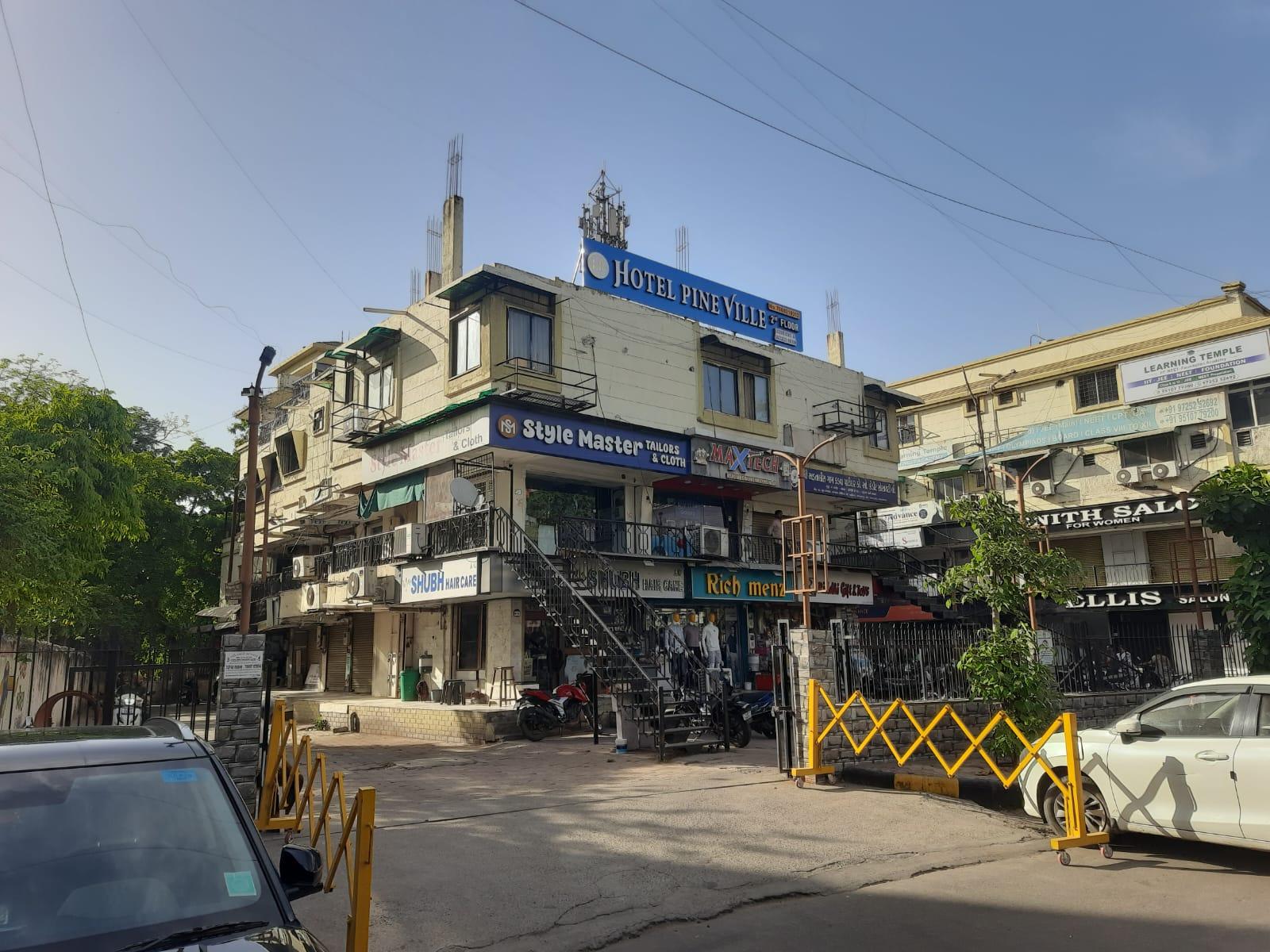 HOTEL PINE VILLE – photo 1