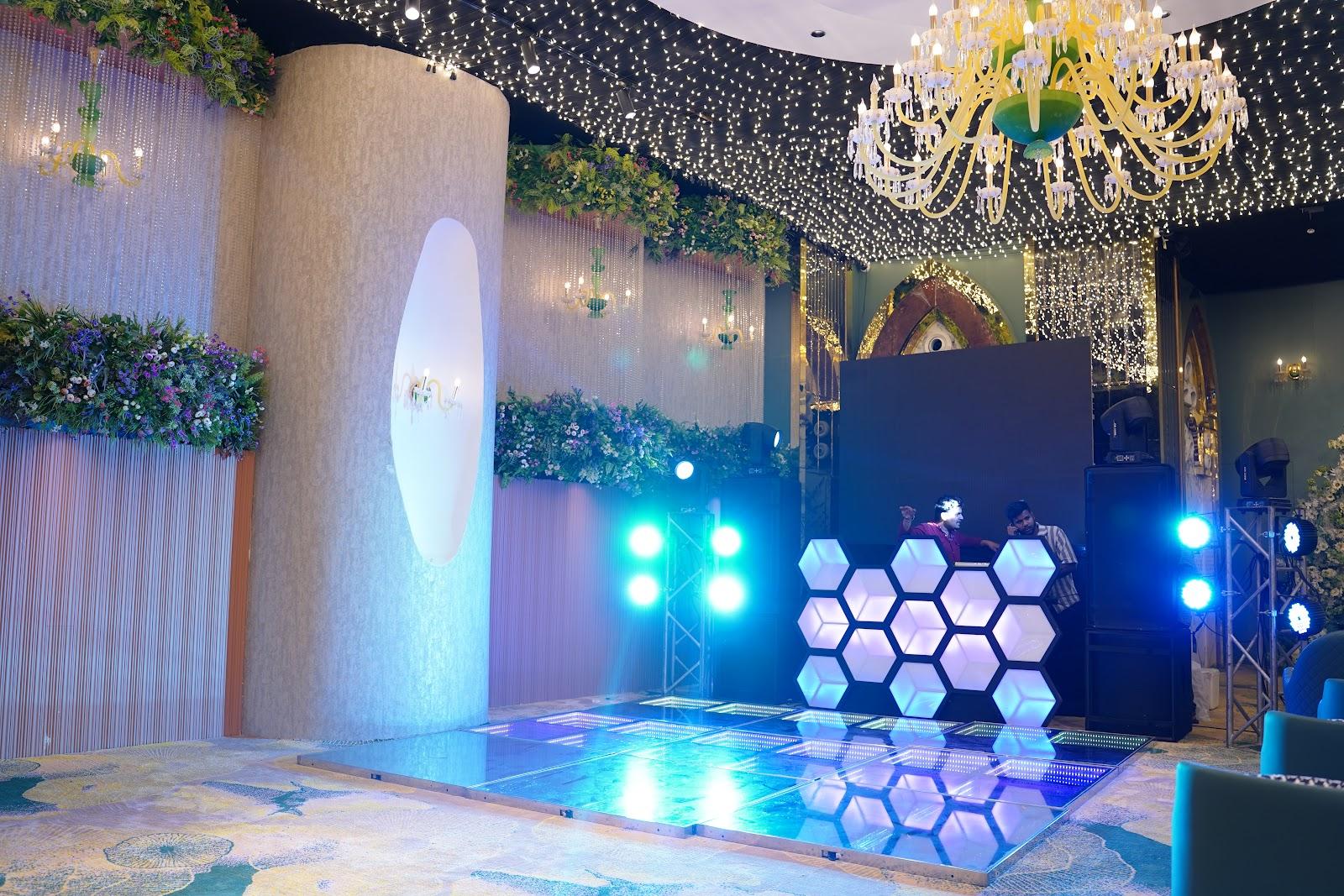 The Page Hotel & Banquet – photo 4