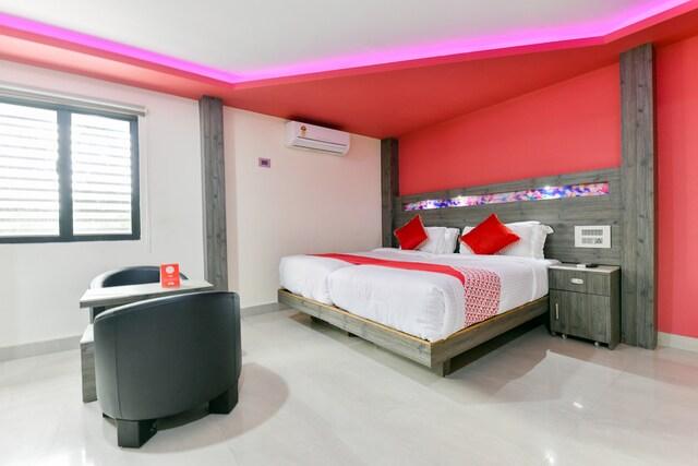 OYO Hotel Aj Park