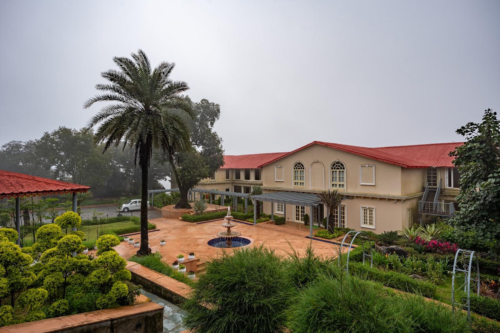 Radisson Resort Mount Abu – photo 4