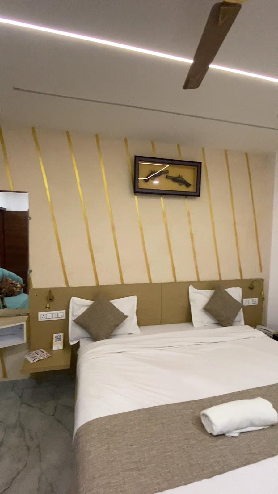 Ganga inn hotel – photo 2