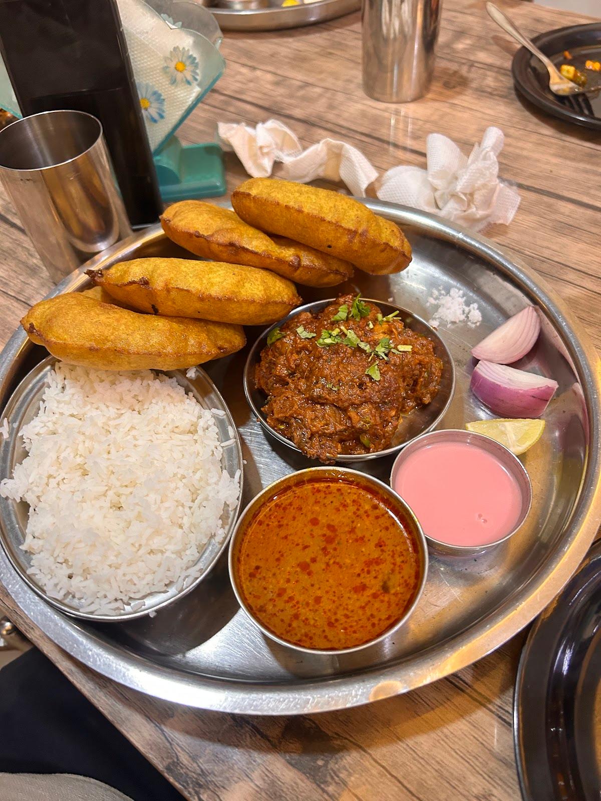 HOTEL DEEPAK BEER BAR AND RESTAURANT – photo 2