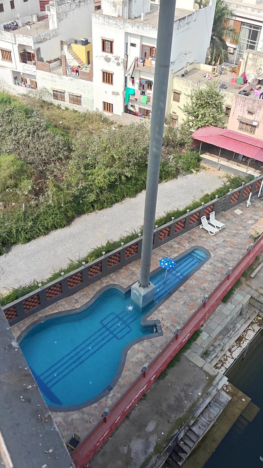 The Belita Hotel & Spa – photo 4