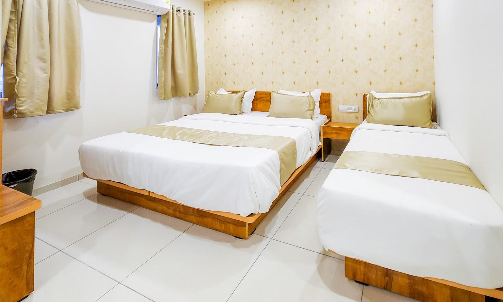 Hotel Nova Safal – photo 3