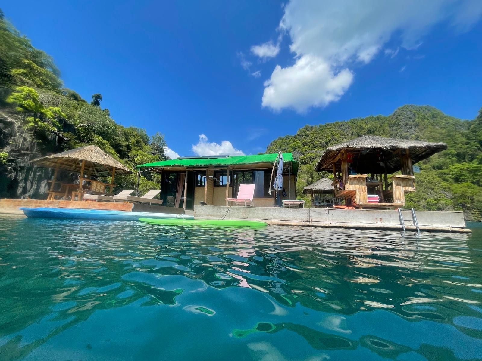 Paolyn Houseboats Coron Island – photo 4
