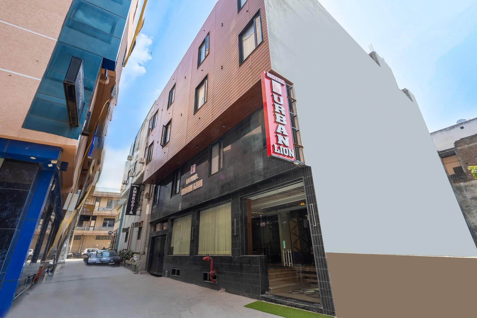 Hotel Urban Lion – photo 4