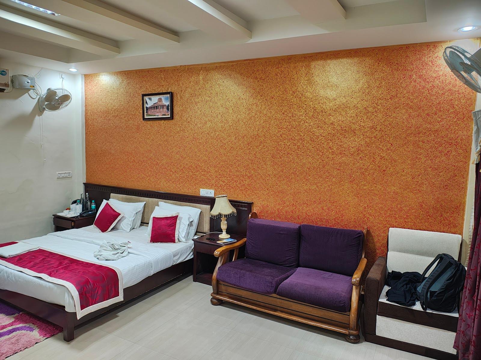 Hotel Mayura Chalukya Badami – photo 3
