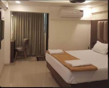 Hotel Godavari inn Dahisar Mumbai – photo 4