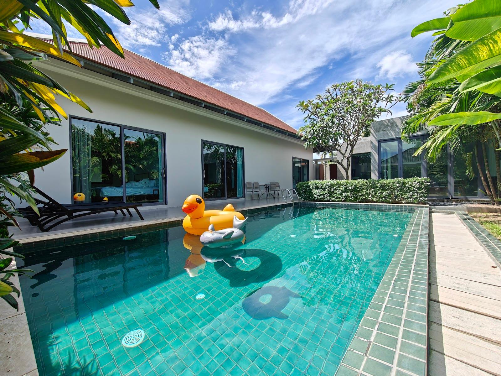 Radi Pool Villas – photo 1