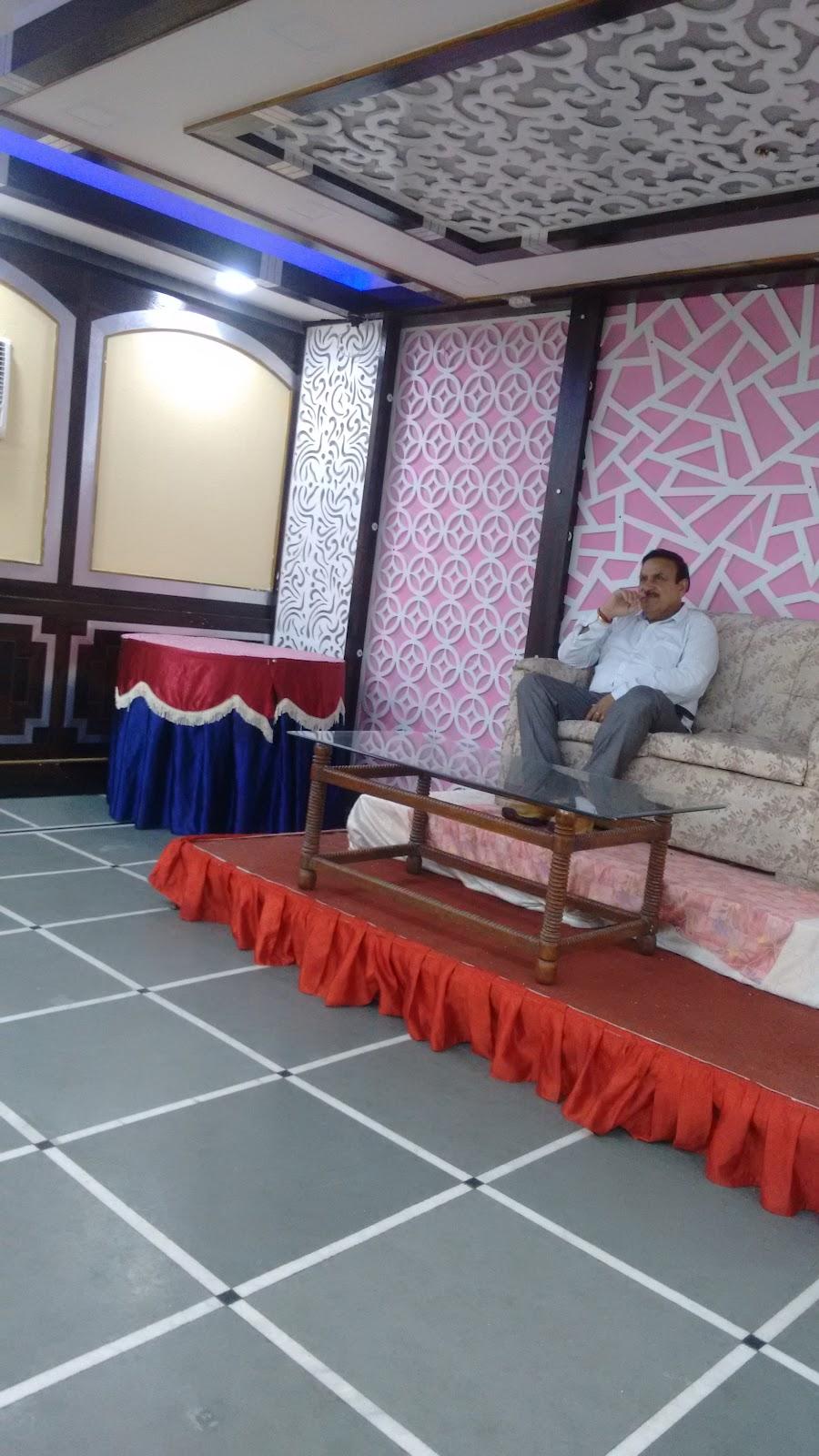 SAMRAT HOTEL & RESTAURANT