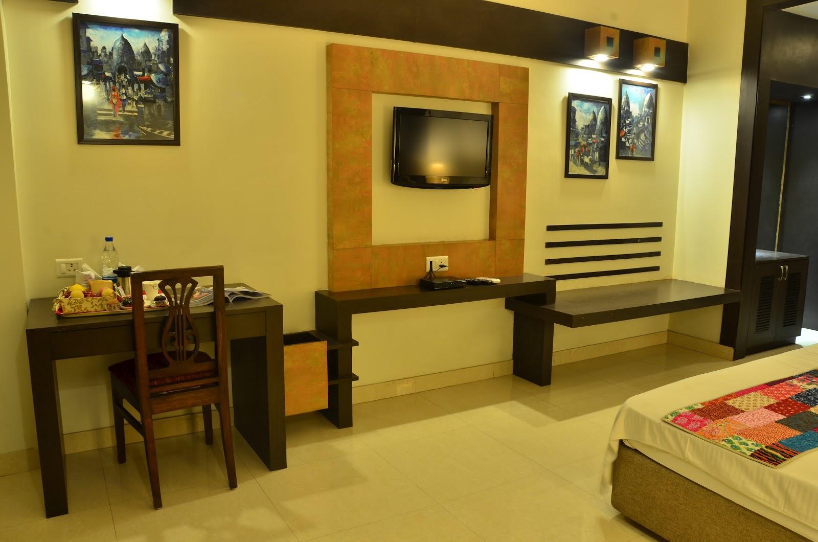 Hotel H R Palace – photo 4